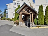 Nanaimo Real Estate - 402-4700 Uplands Drive